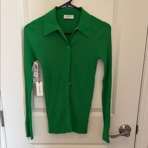 Aritzia Vibrant Green Button-Up sweater